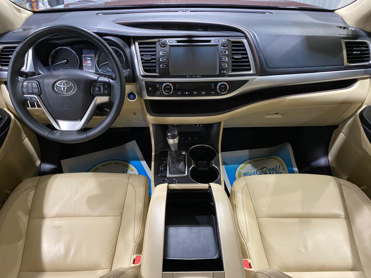 Toyota Highlander XLE AWD V6 2016