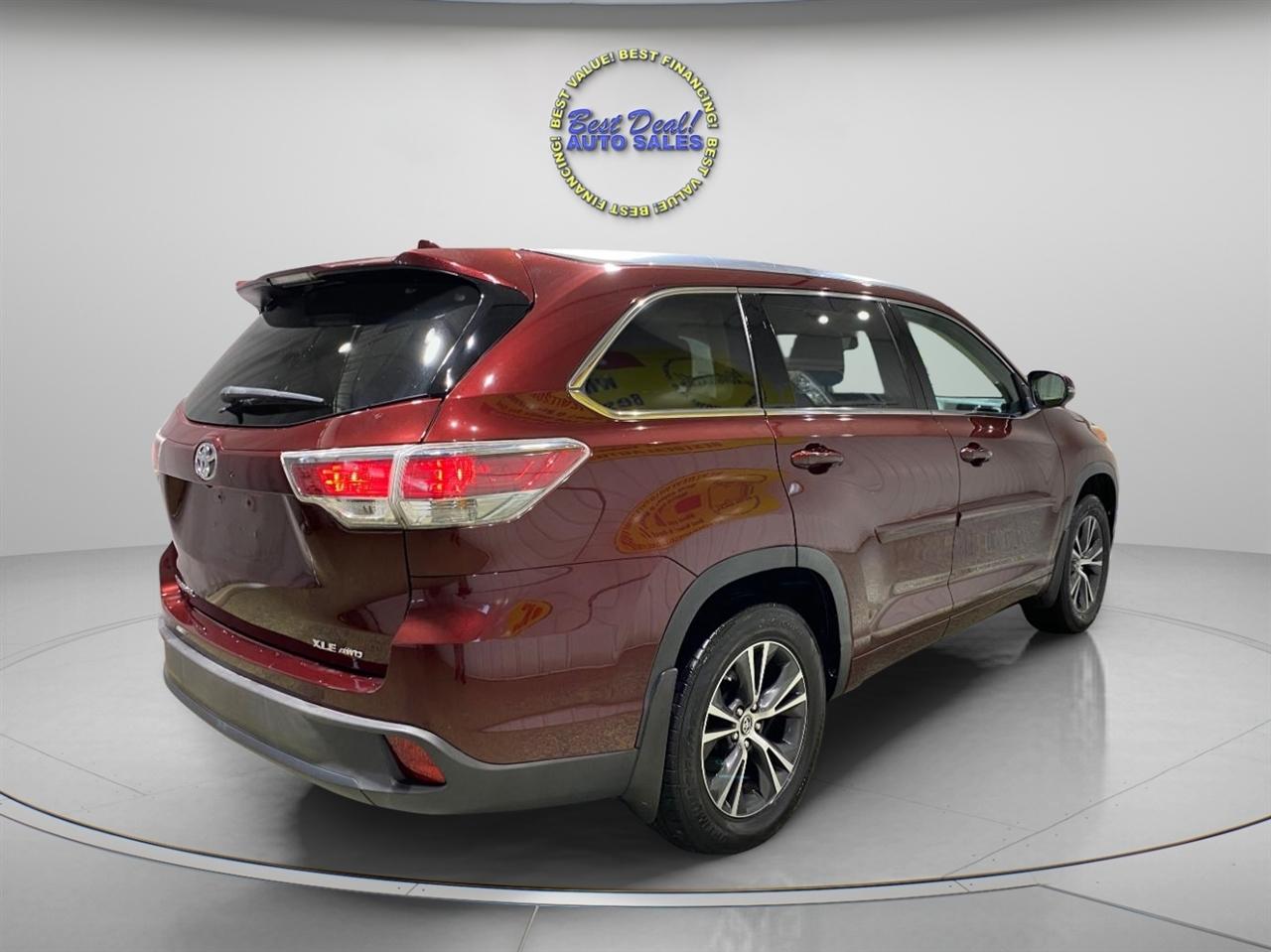 Toyota Highlander XLE AWD V6 2016