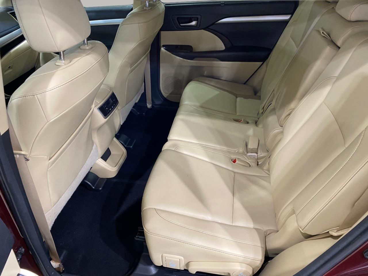 Toyota Highlander XLE AWD V6 2016