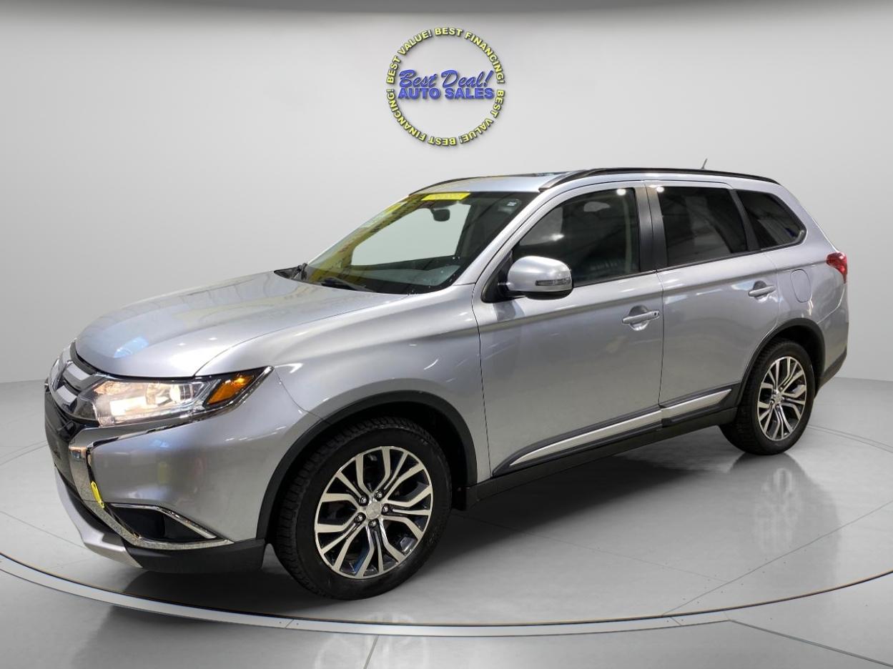 2016 Mitsubishi Outlander SEL 4D SUV AWD