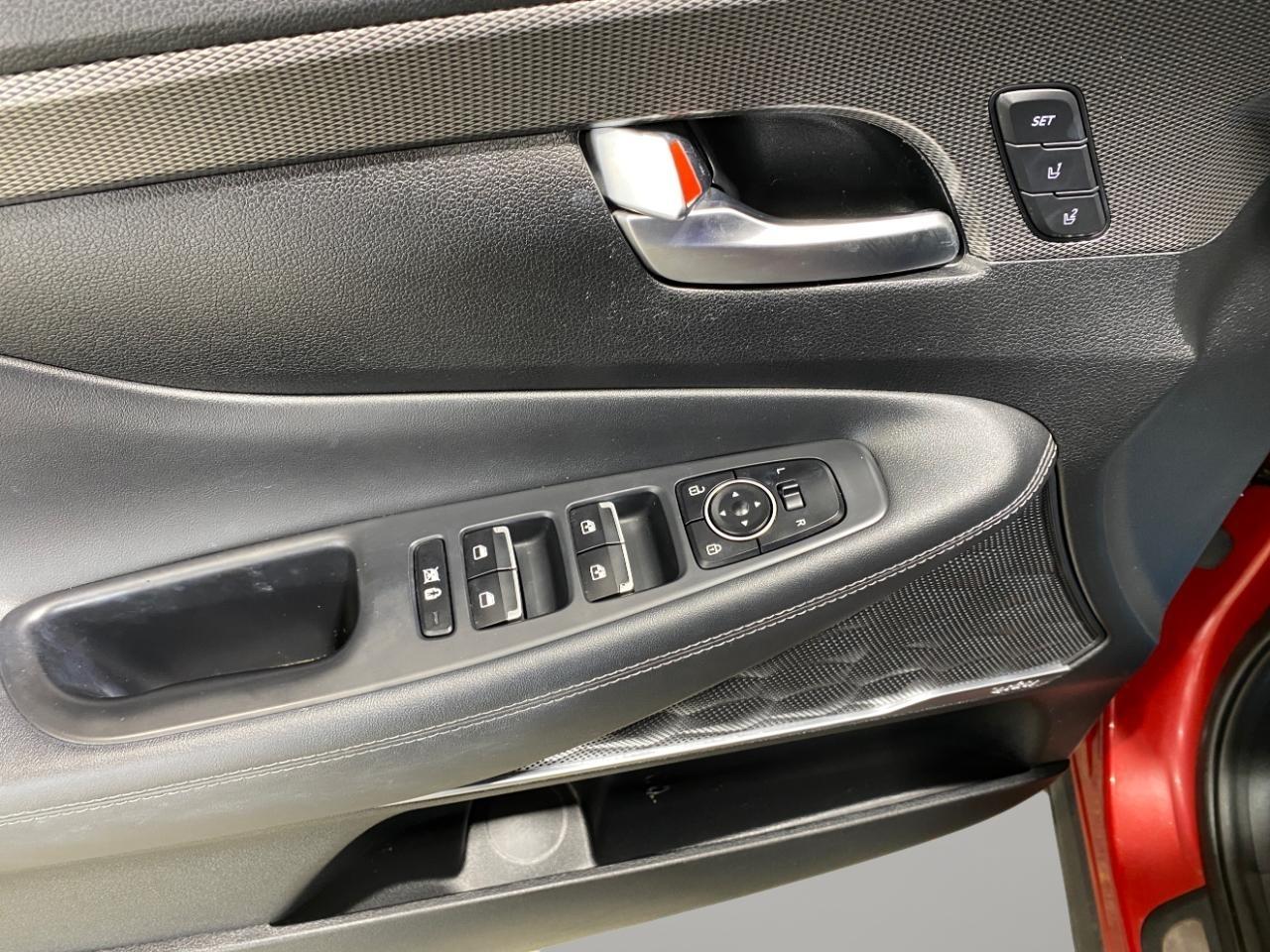 Hyundai Santa Fe Ultimate 2.0T AWD 2019