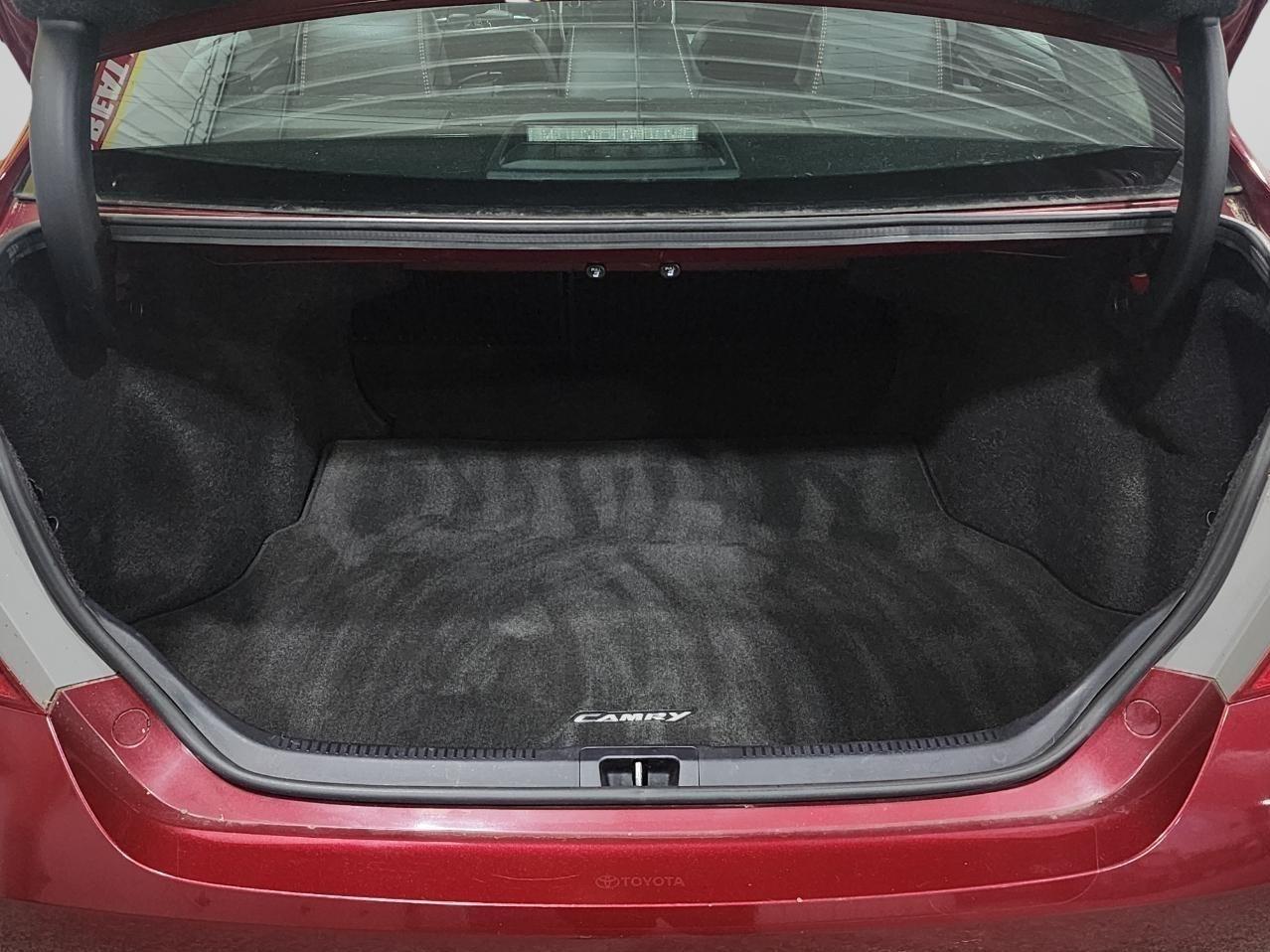 Toyota Camry SE 2017