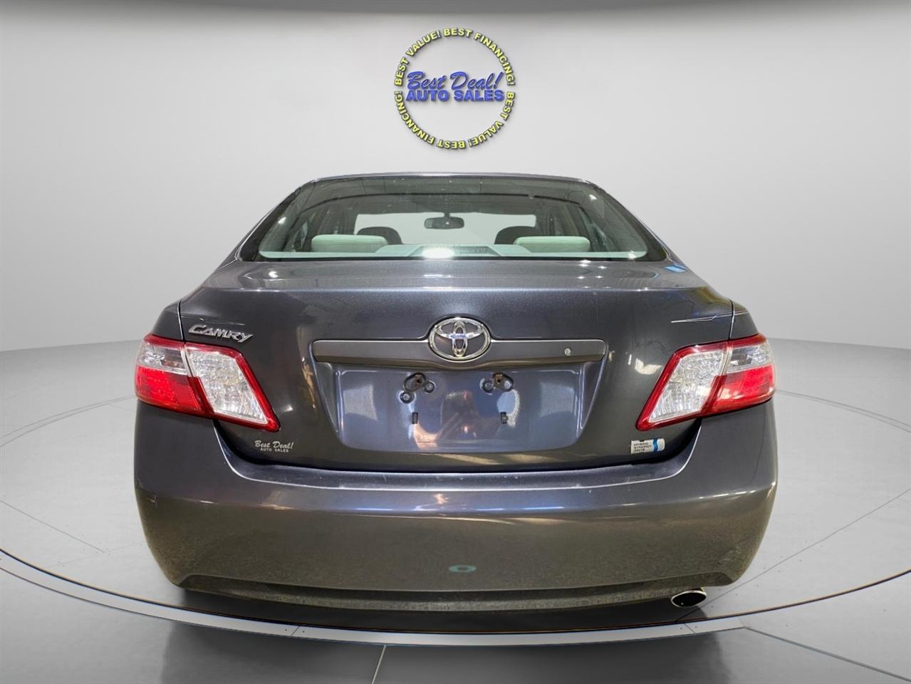 Toyota Camry Hybrid Sedan 2009