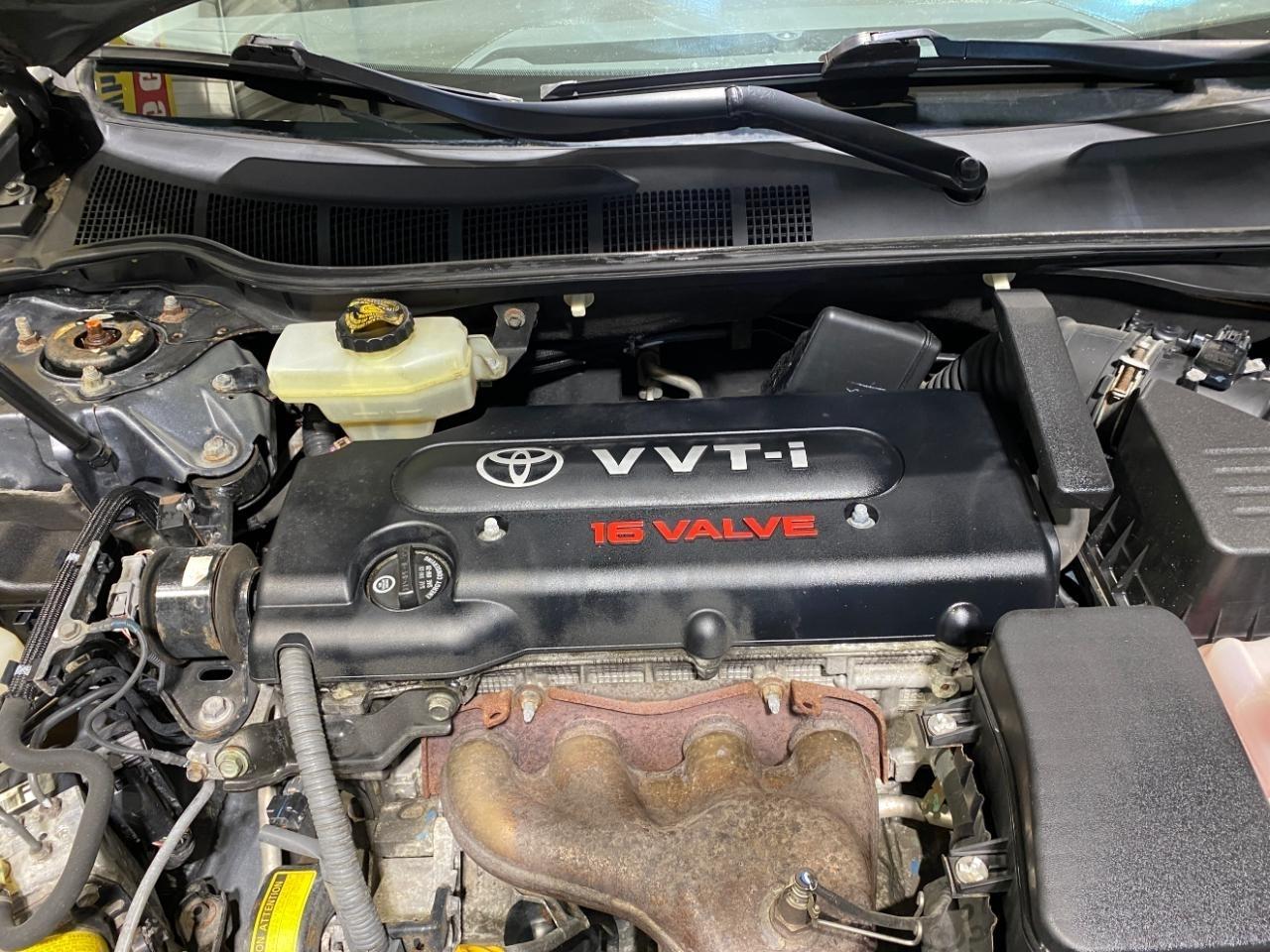 Toyota Camry Hybrid Sedan 2009