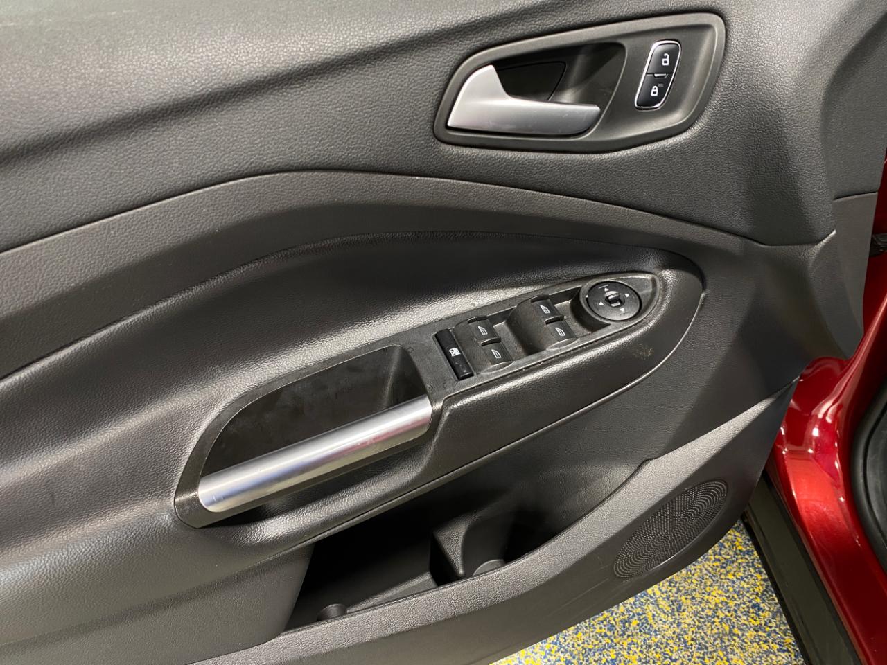 Ford Escape SE FWD 2018