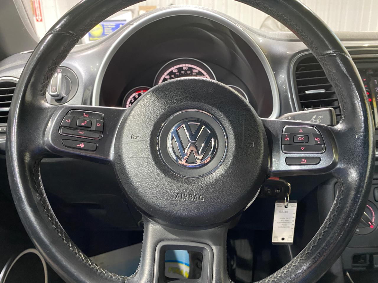 Volkswagen Beetle 2.5L 2014
