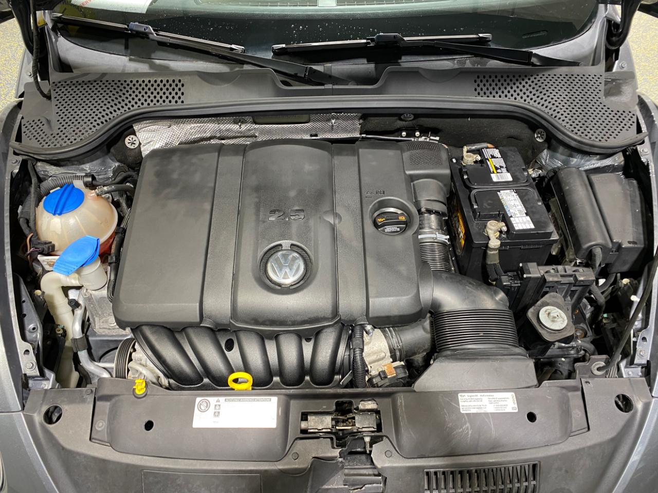 Volkswagen Beetle 2.5L 2014