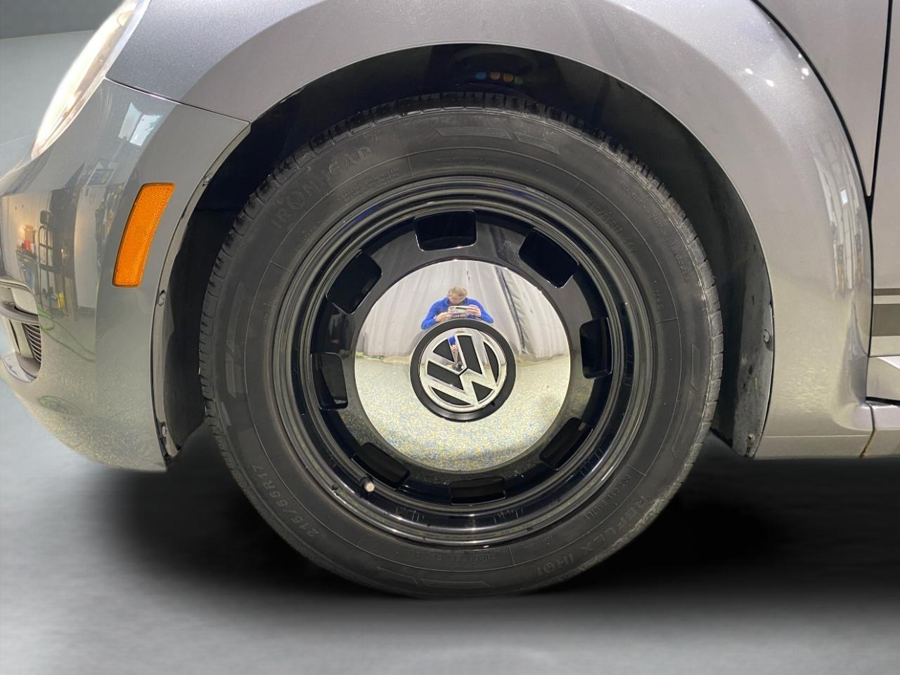 Volkswagen Beetle 2.5L 2014