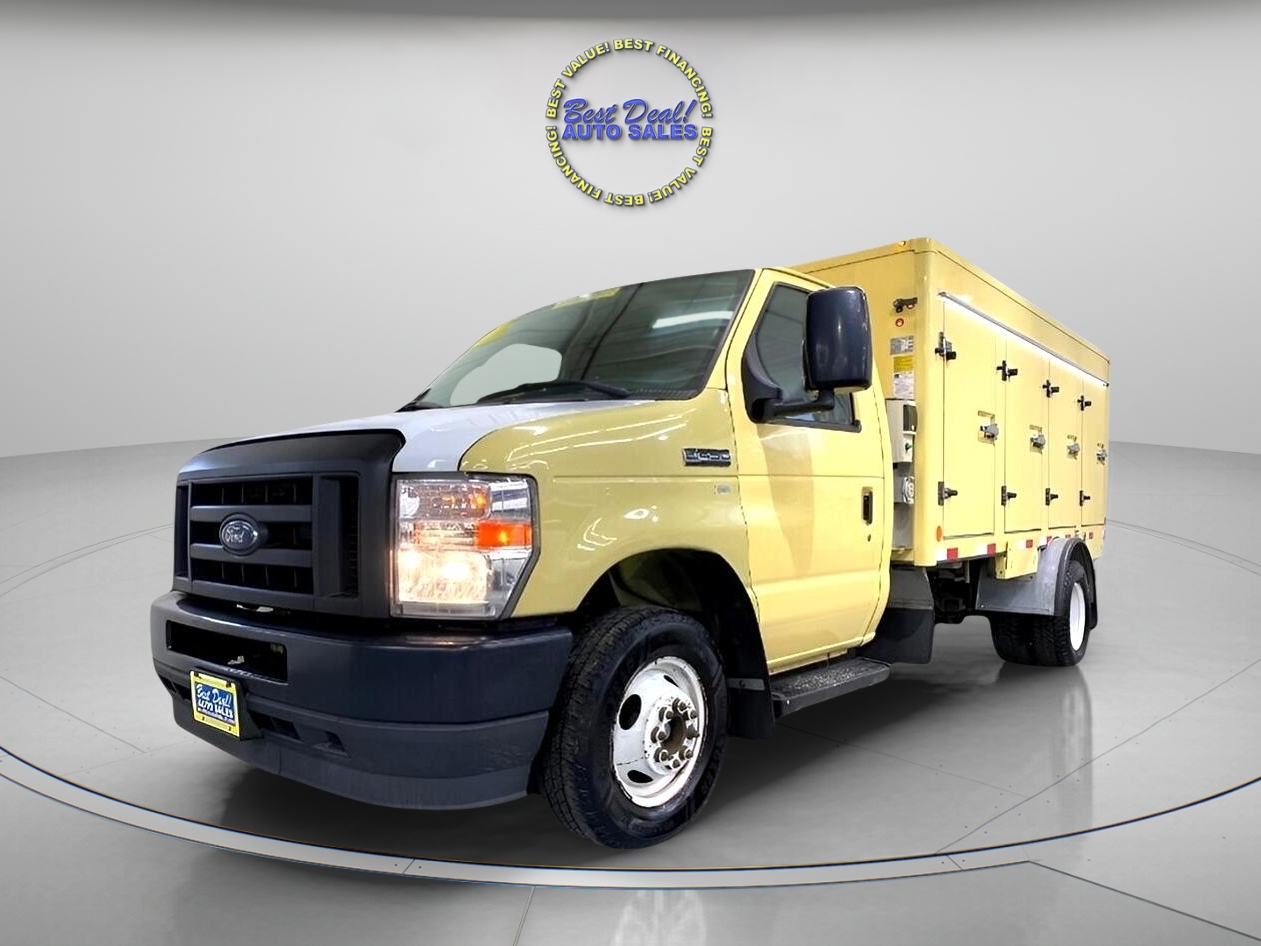 2019 Ford E-Series Cutaway Base's photo