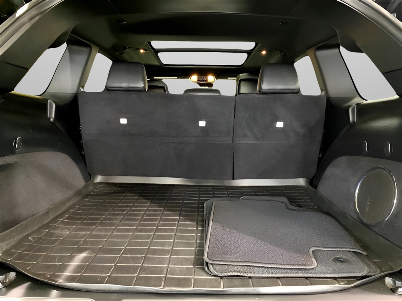 2019 Jeep Grand Cherokee Overland photo 26
