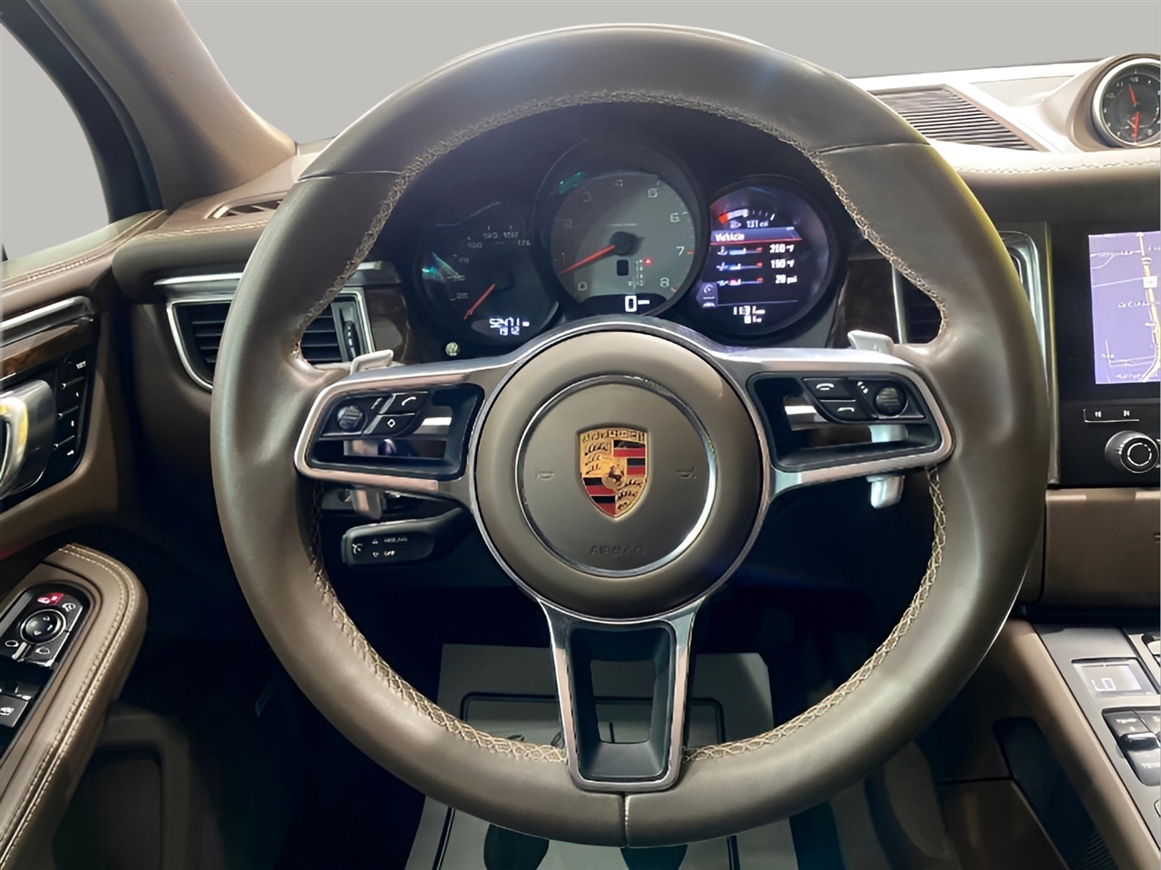 2018 Porsche Macan S photo 10