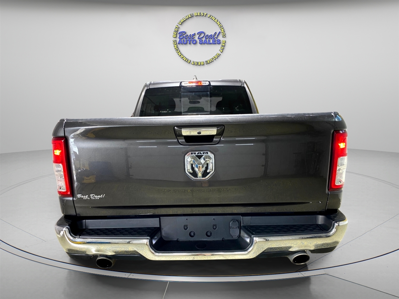 RAM 1500 Big Horn Quad Cab 4WD 2020