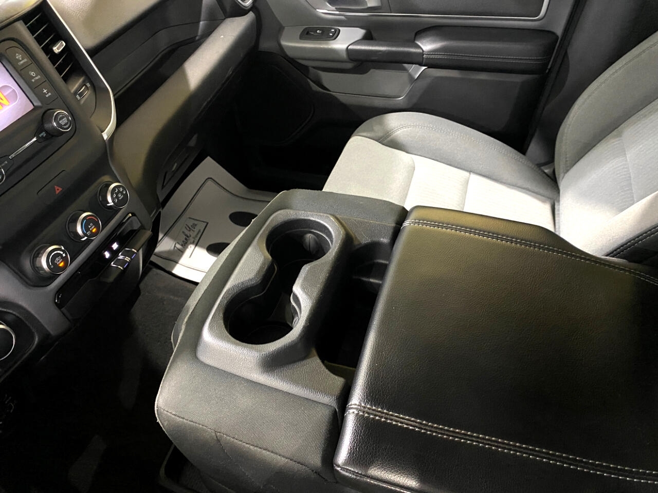 RAM 1500 Big Horn Quad Cab 4WD 2020