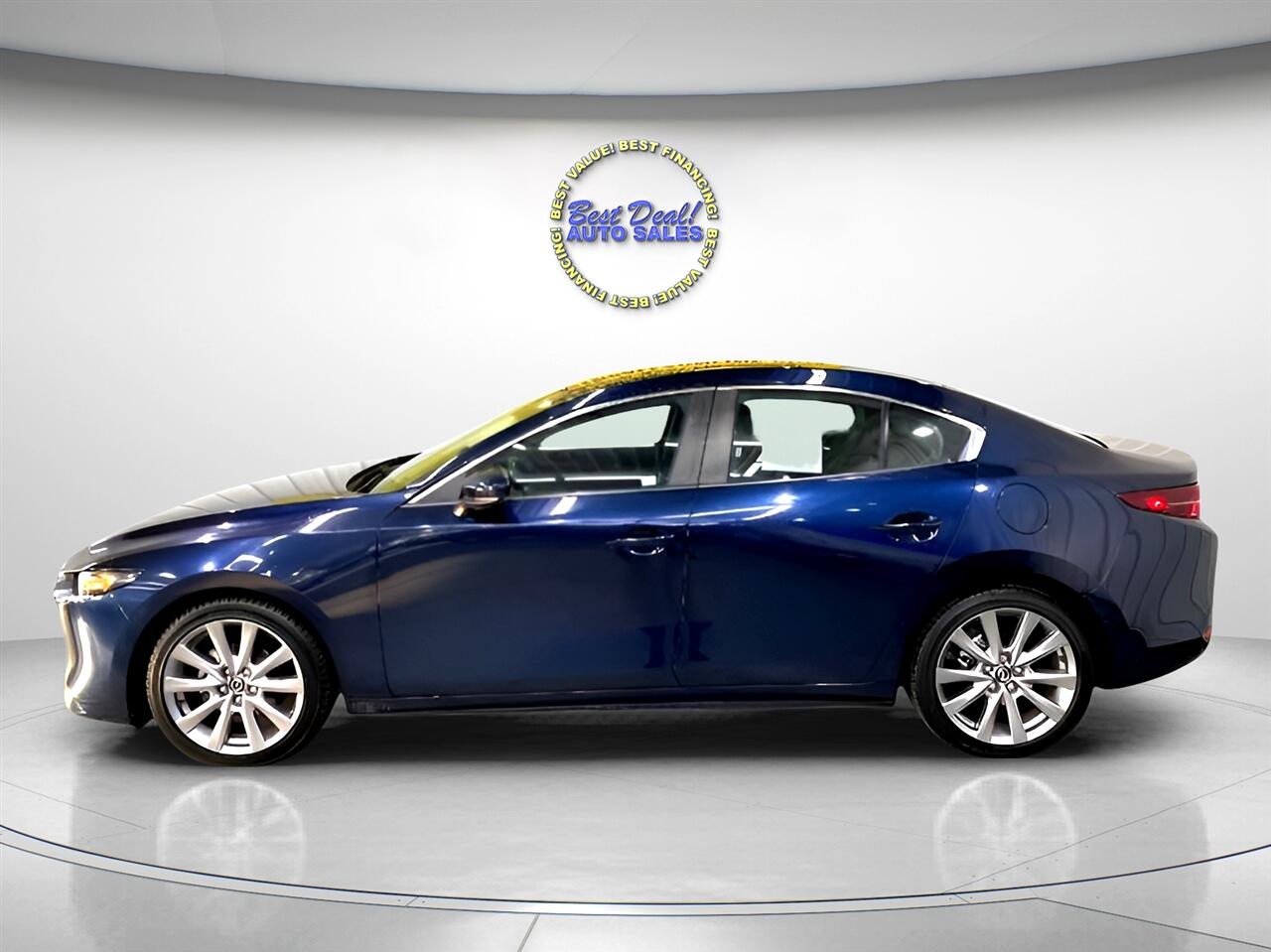 2021 Mazda Mazda3 Select photo 3