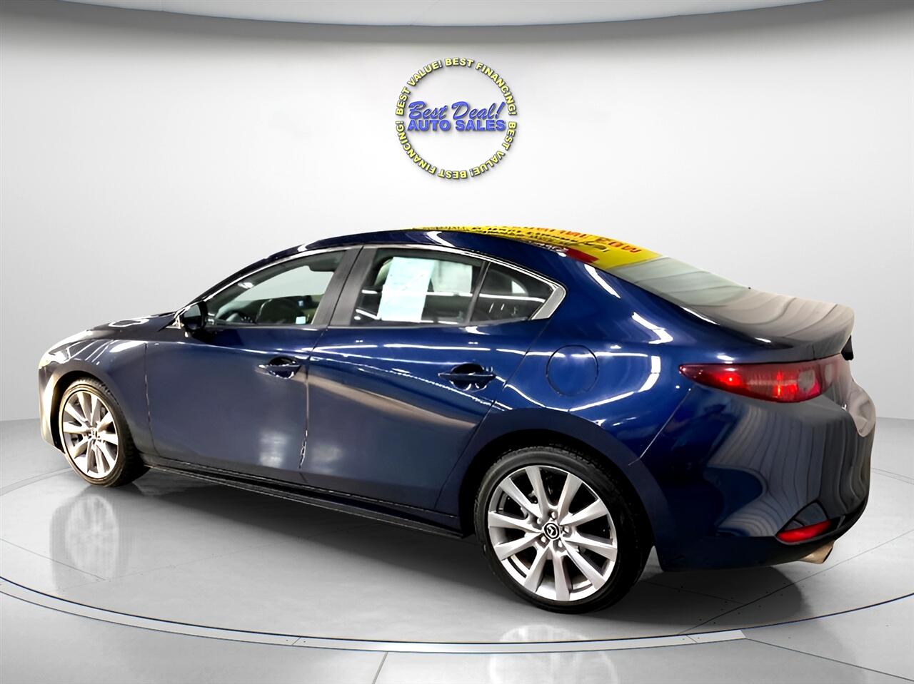 2021 Mazda Mazda3 Select photo 4