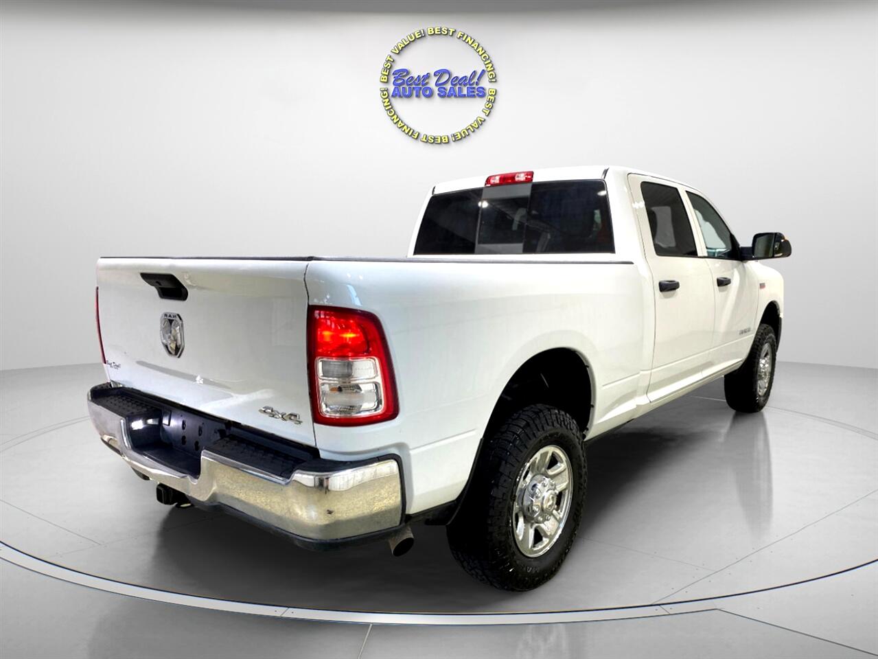 2022 Ram 2500 Tradesman photo 3