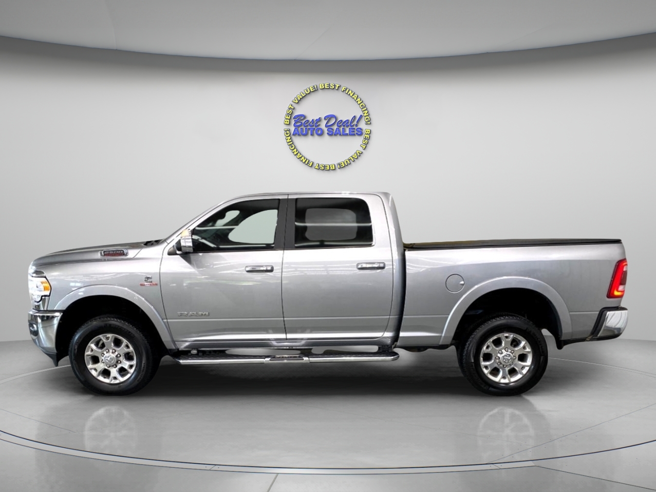 RAM 2500 Laramie Crew Cab SWB 4WD 2021