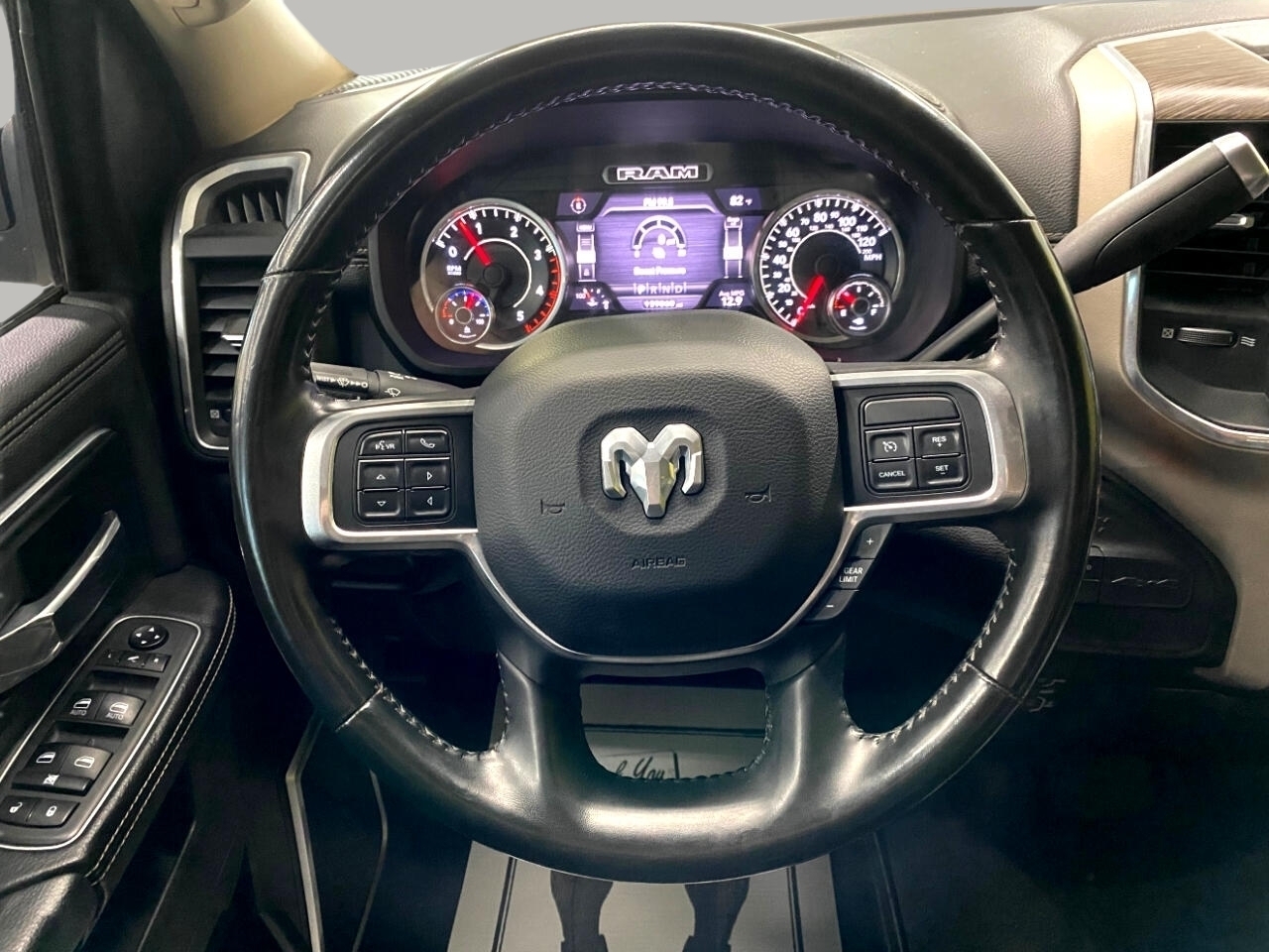 RAM 2500 Laramie Crew Cab SWB 4WD 2021