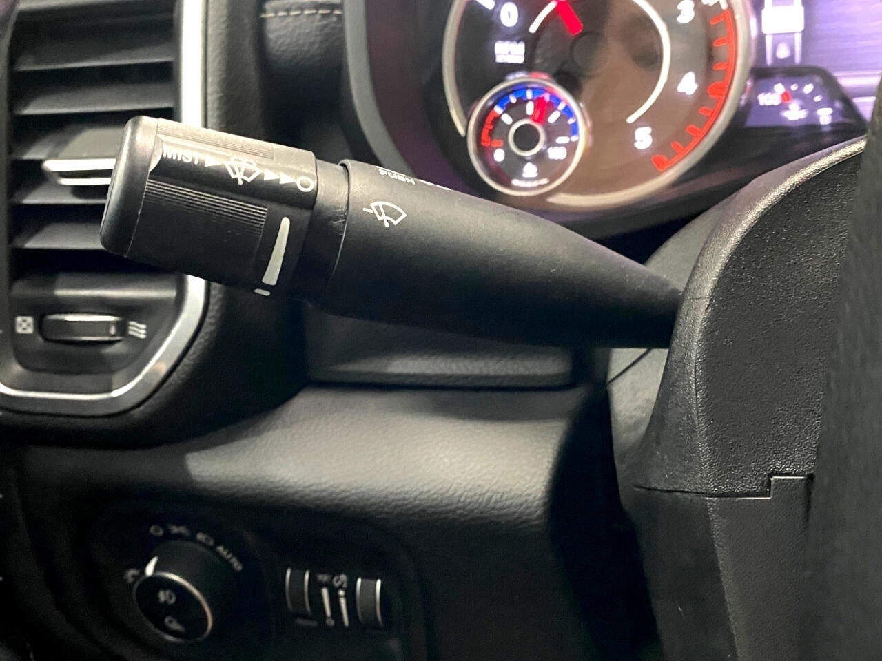 RAM 2500 Laramie Crew Cab SWB 4WD 2021