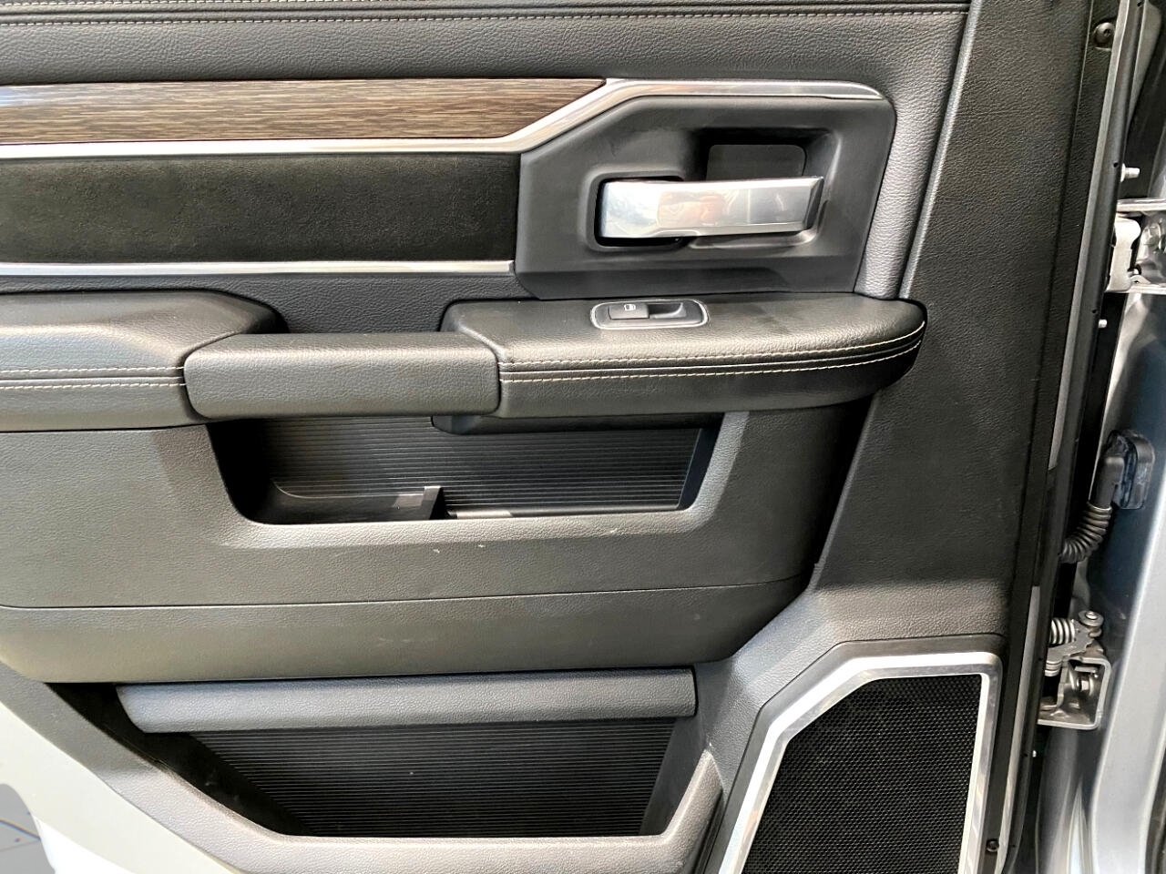 RAM 2500 Laramie Crew Cab SWB 4WD 2021