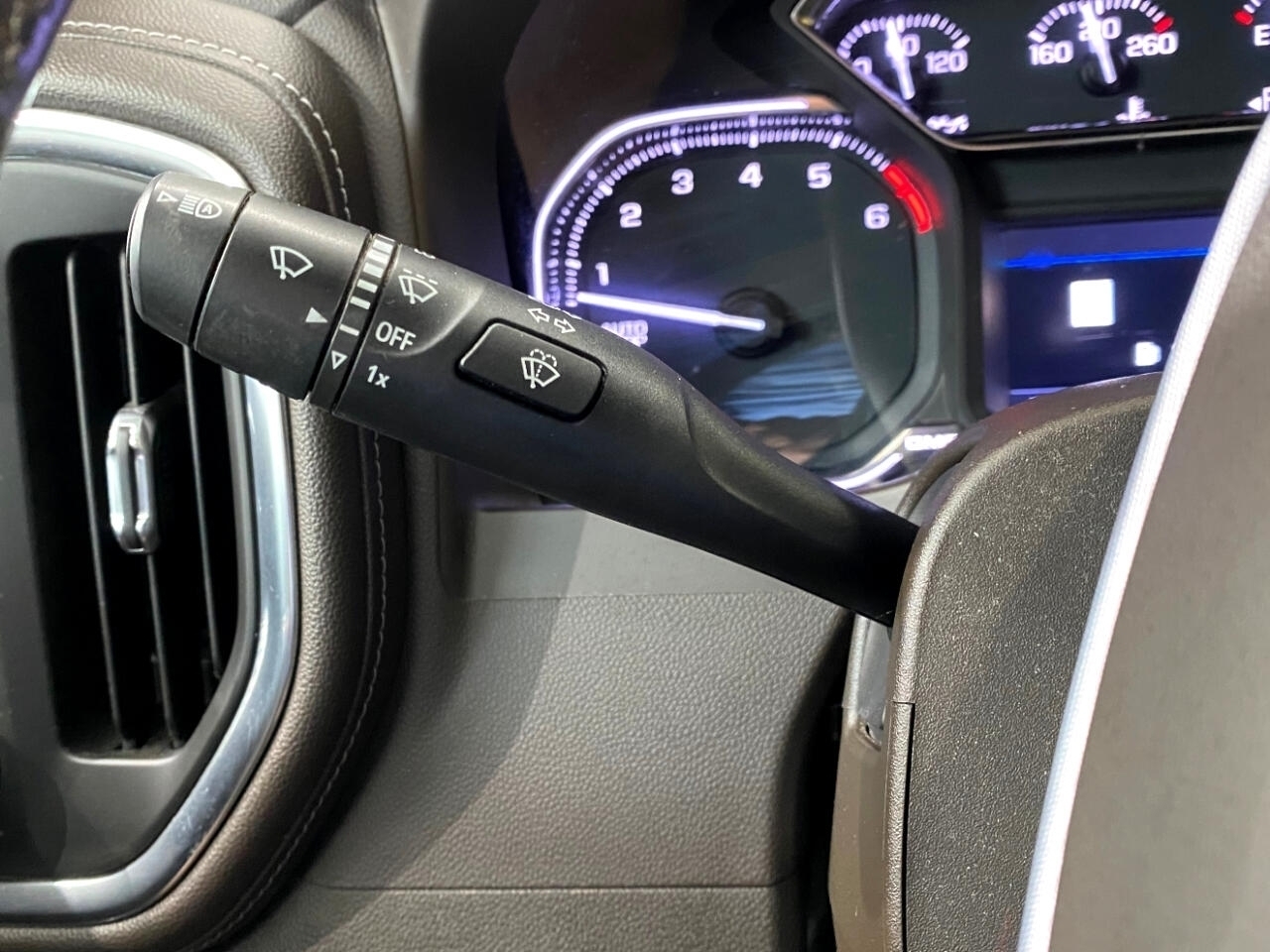 GMC Sierra 1500 SLT Crew Cab Short Bed 4WD 2019