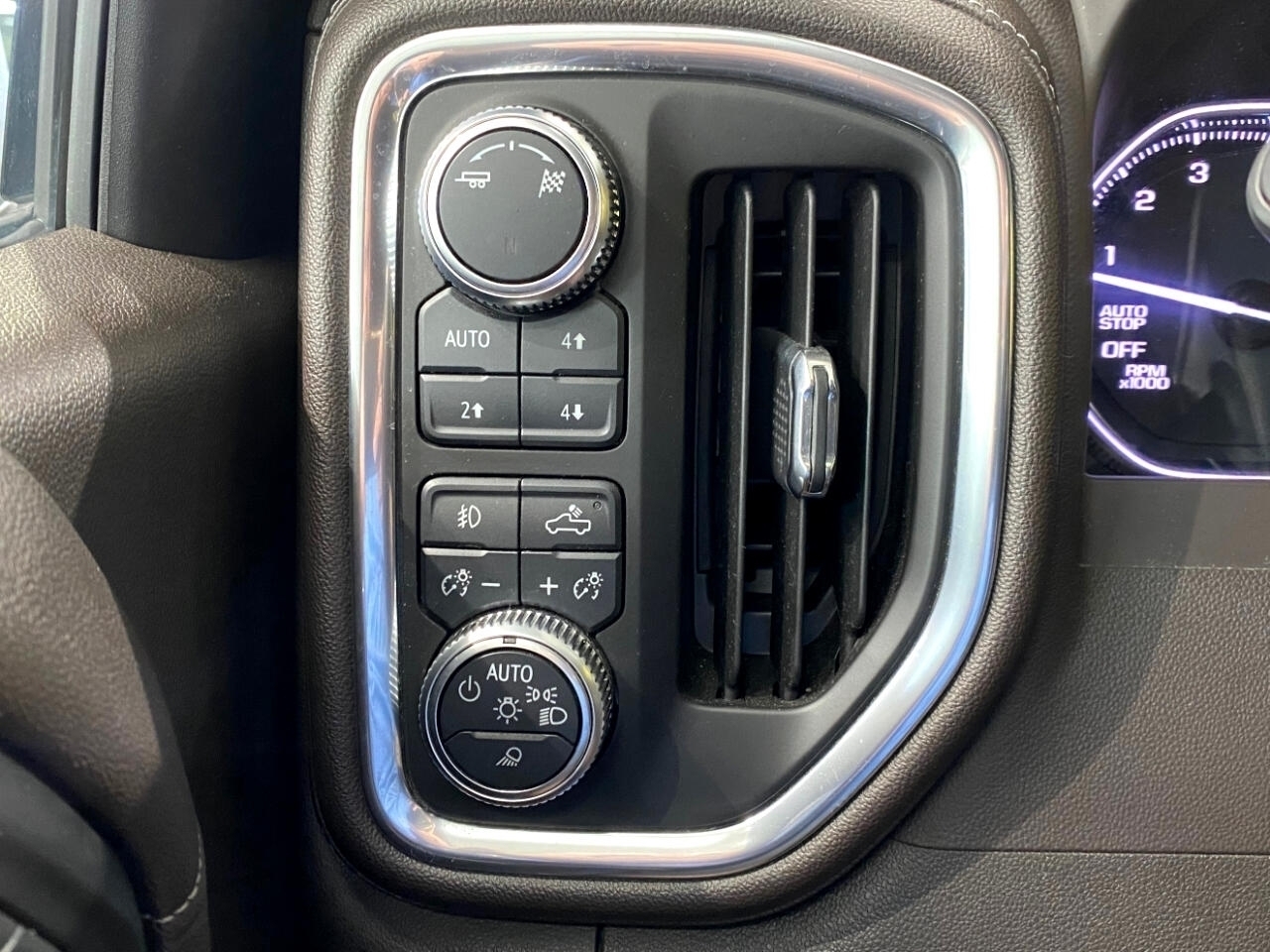 GMC Sierra 1500 SLT Crew Cab Short Bed 4WD 2019