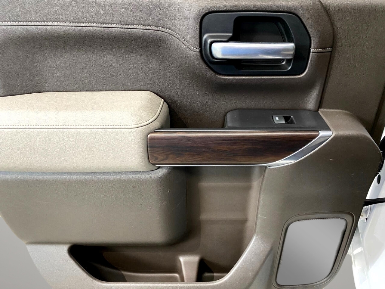 GMC Sierra 1500 SLT Crew Cab Short Bed 4WD 2019