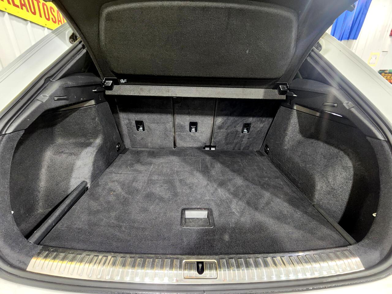 2023 Audi Q3 S line Premium photo 21