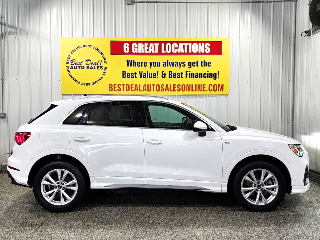 2023 Audi Q3 S line Premium photo 7