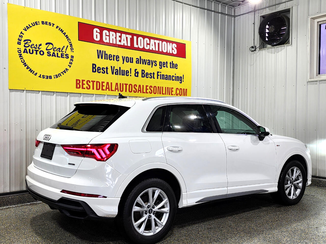 2023 Audi Q3 S line Premium photo 6