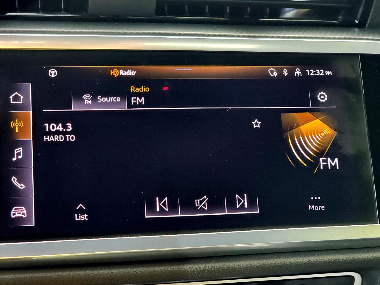 2023 Audi Q3 S line Premium photo 15