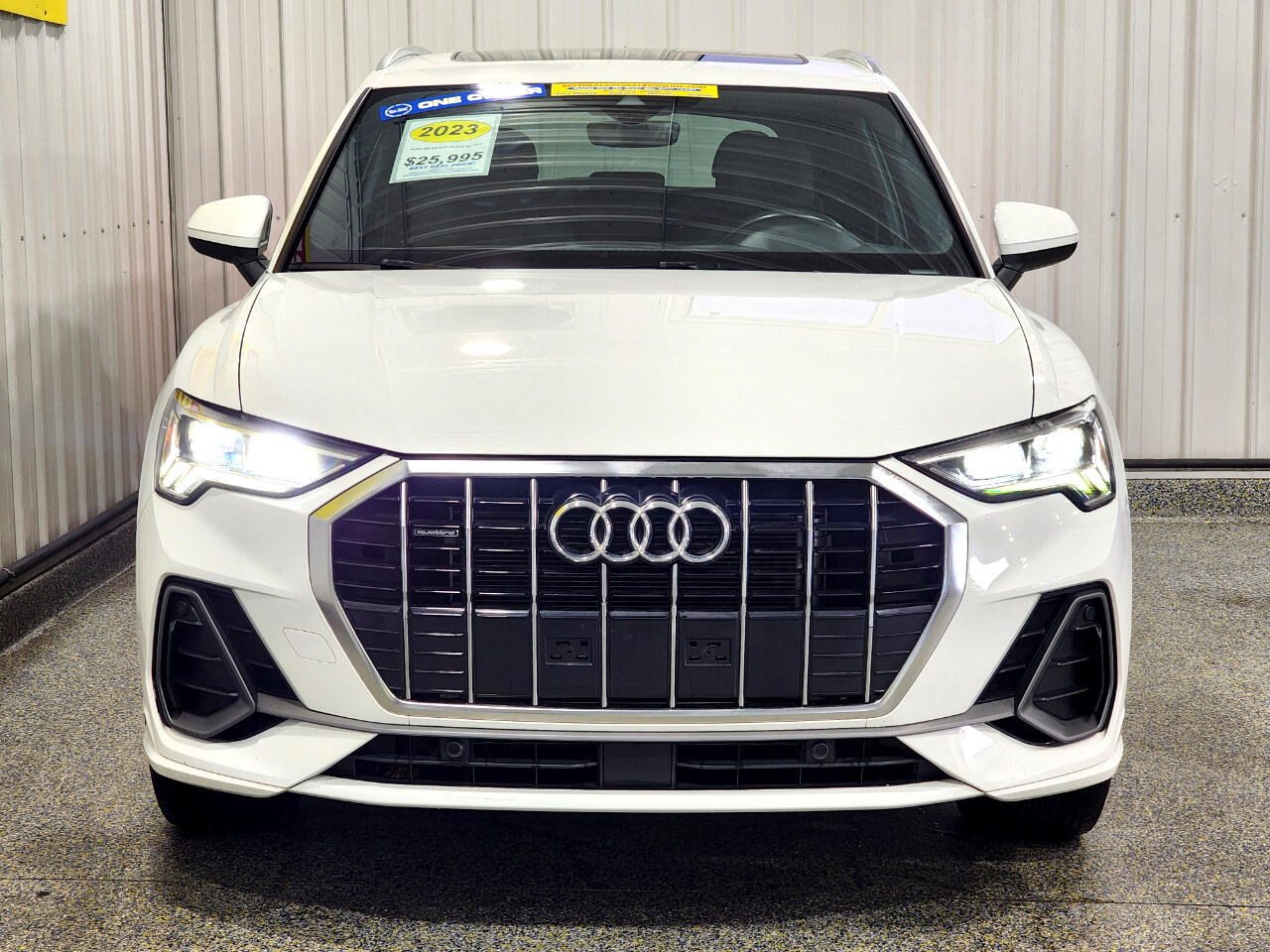 2023 Audi Q3 S line Premium photo 2
