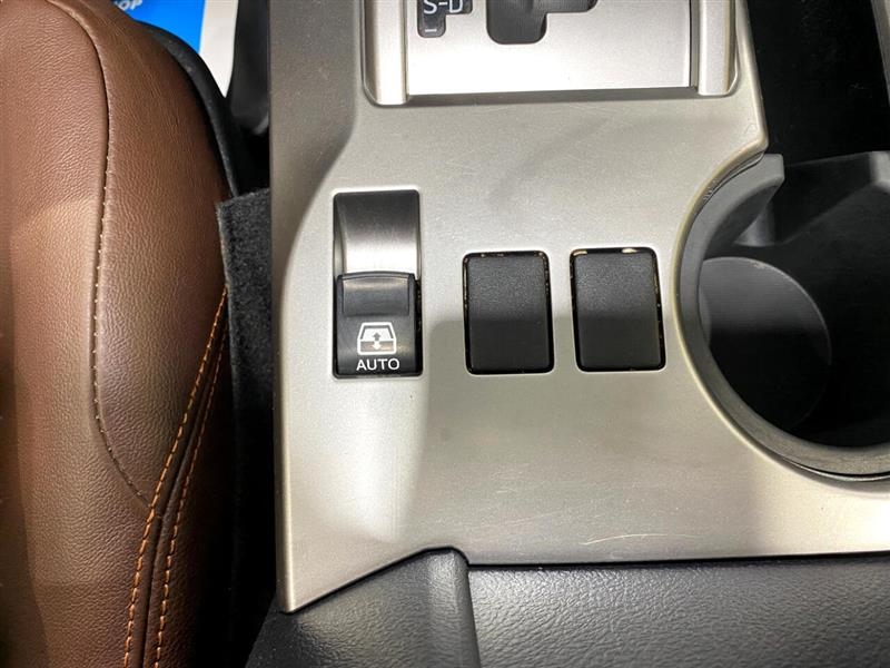 Toyota 4Runner Limited V6 4WD 2015 Toyota 4Runner Limited V6 4WD 2015