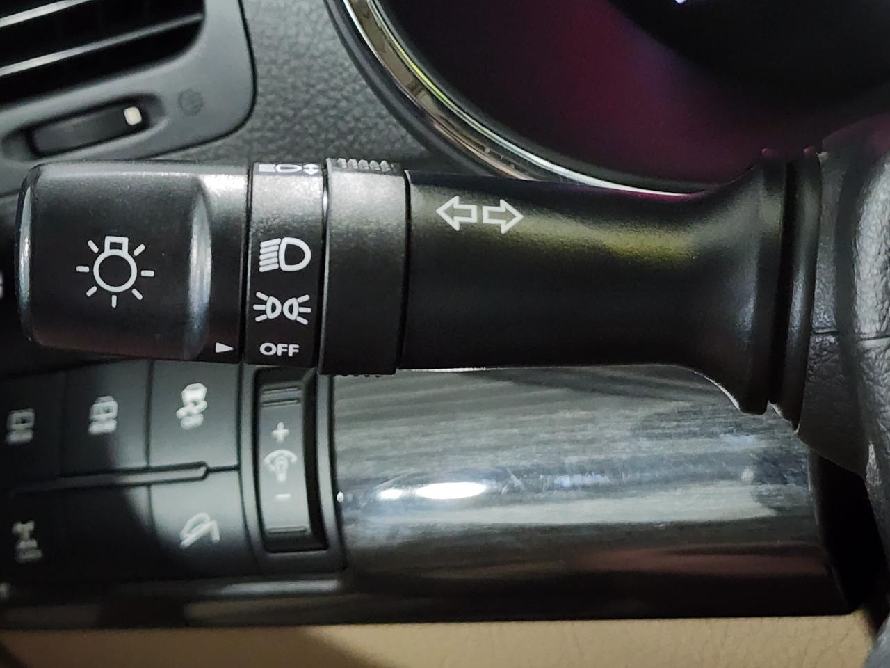 2011 Kia Sorento LX photo 13