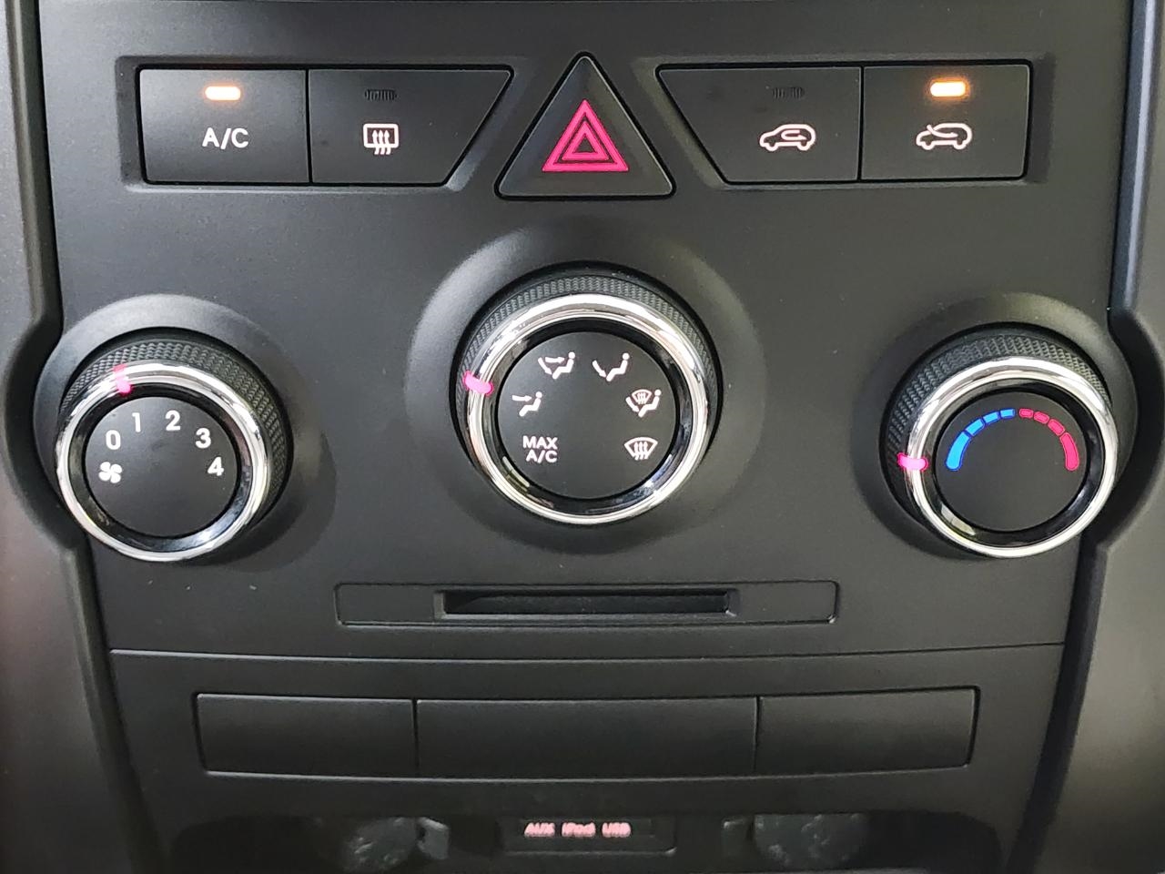 2011 Kia Sorento LX photo 19