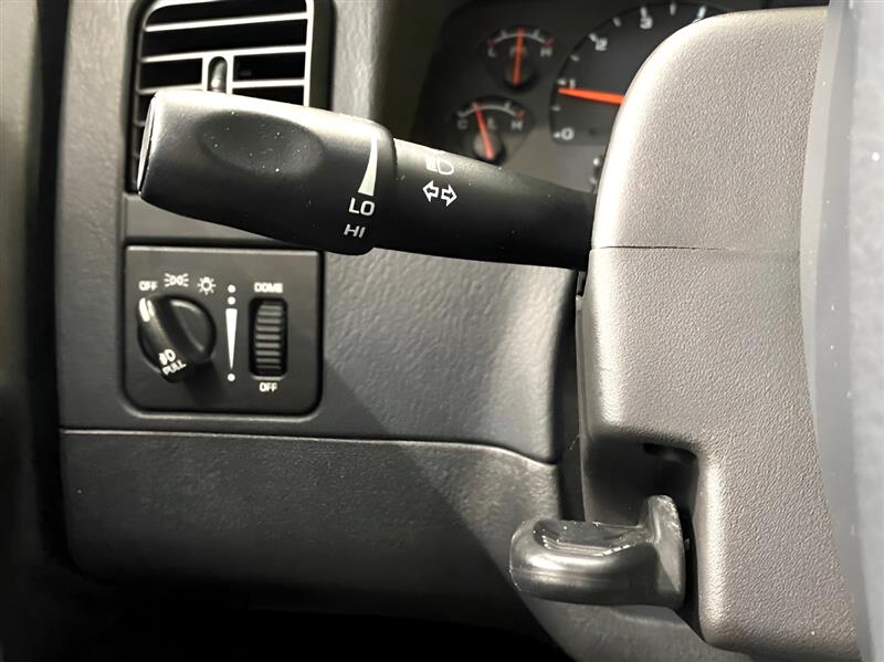 2003 Dodge Durango SLT photo 12