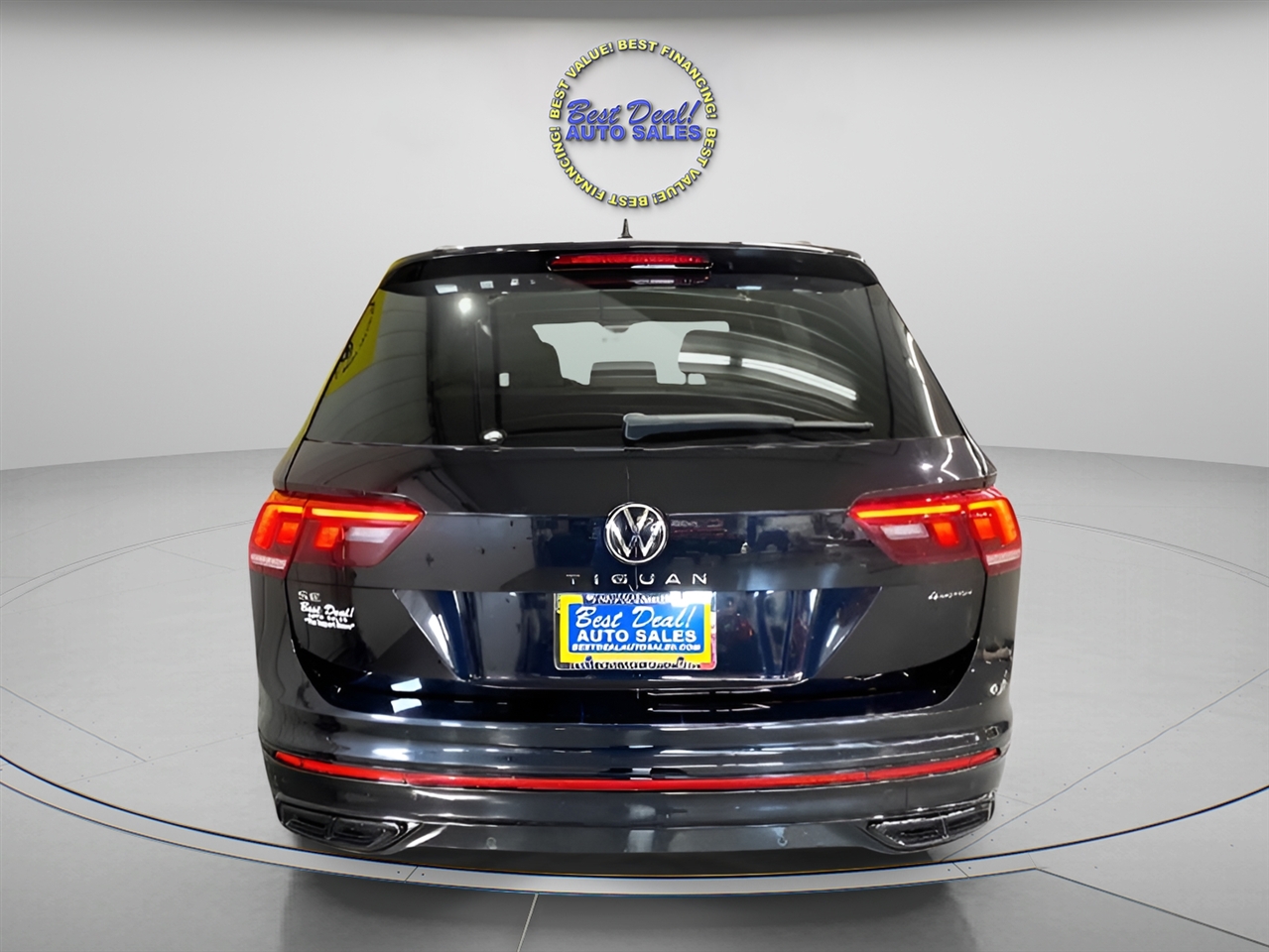 Volkswagen Tiguan SE R-Line Black 4MOTION 2023 Volkswagen Tiguan SE R-Line Black 4MOTION 2023