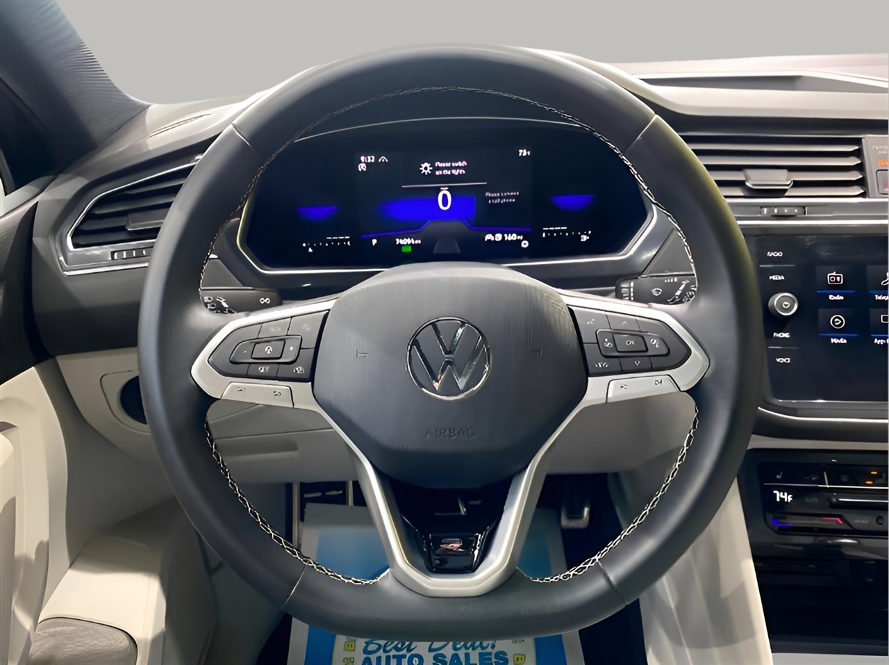 Volkswagen Tiguan SE R-Line Black 4MOTION 2023 Volkswagen Tiguan SE R-Line Black 4MOTION 2023