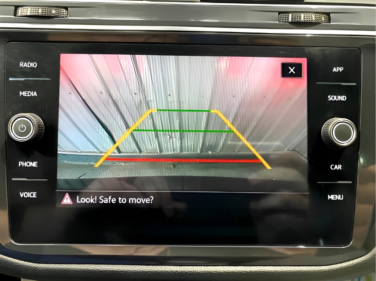 Volkswagen Tiguan SE R-Line Black 4MOTION 2023 Volkswagen Tiguan SE R-Line Black 4MOTION 2023