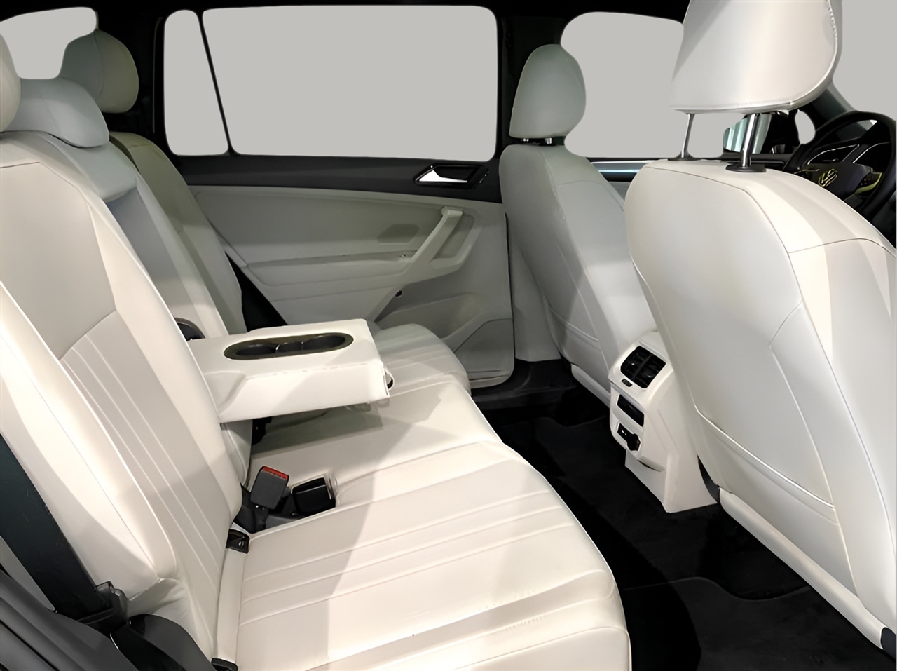 Volkswagen Tiguan SE R-Line Black 4MOTION 2023 Volkswagen Tiguan SE R-Line Black 4MOTION 2023