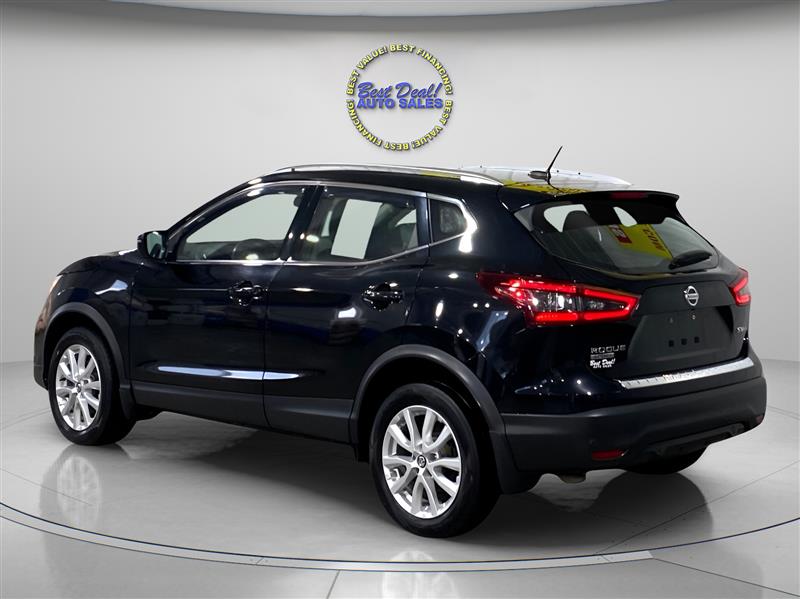 2020 Nissan Rogue Sport SV photo 3