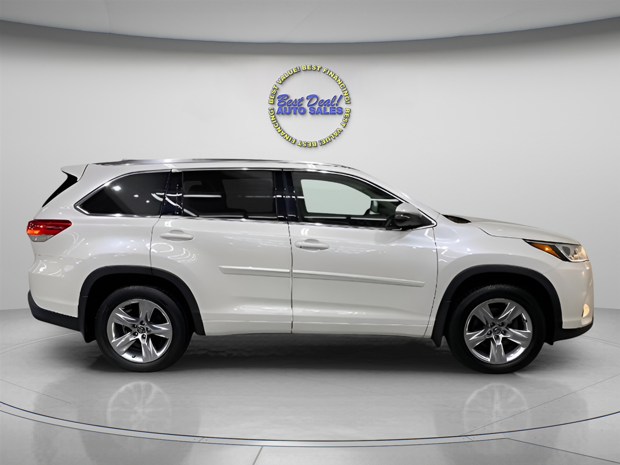 2017 Toyota Highlander Limited photo 8