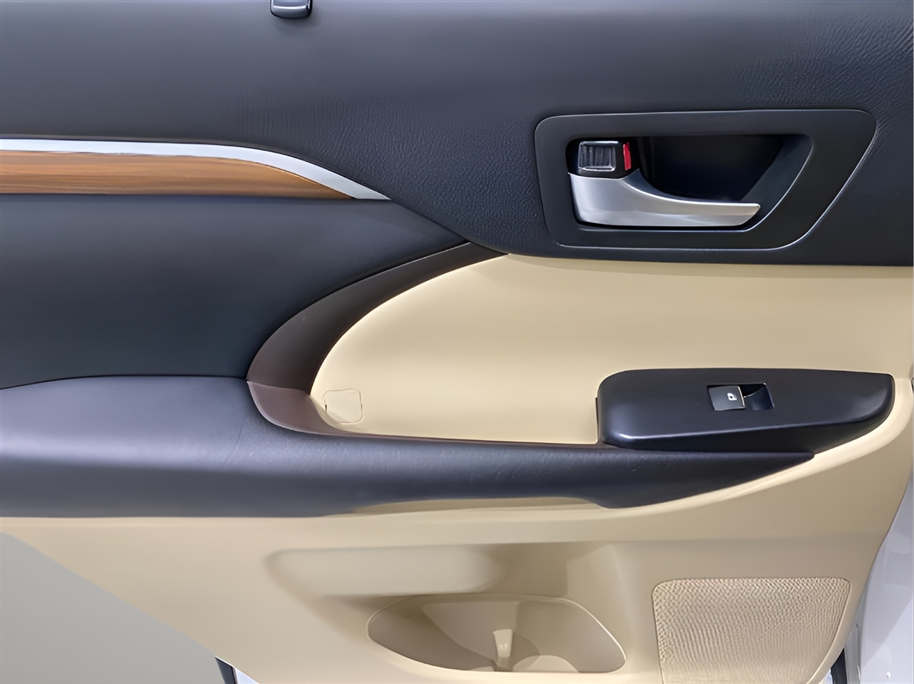 2017 Toyota Highlander Limited photo 23