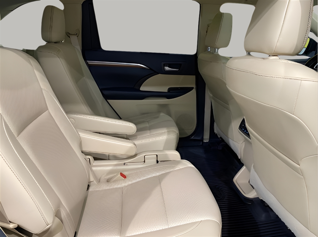 2017 Toyota Highlander Limited photo 26