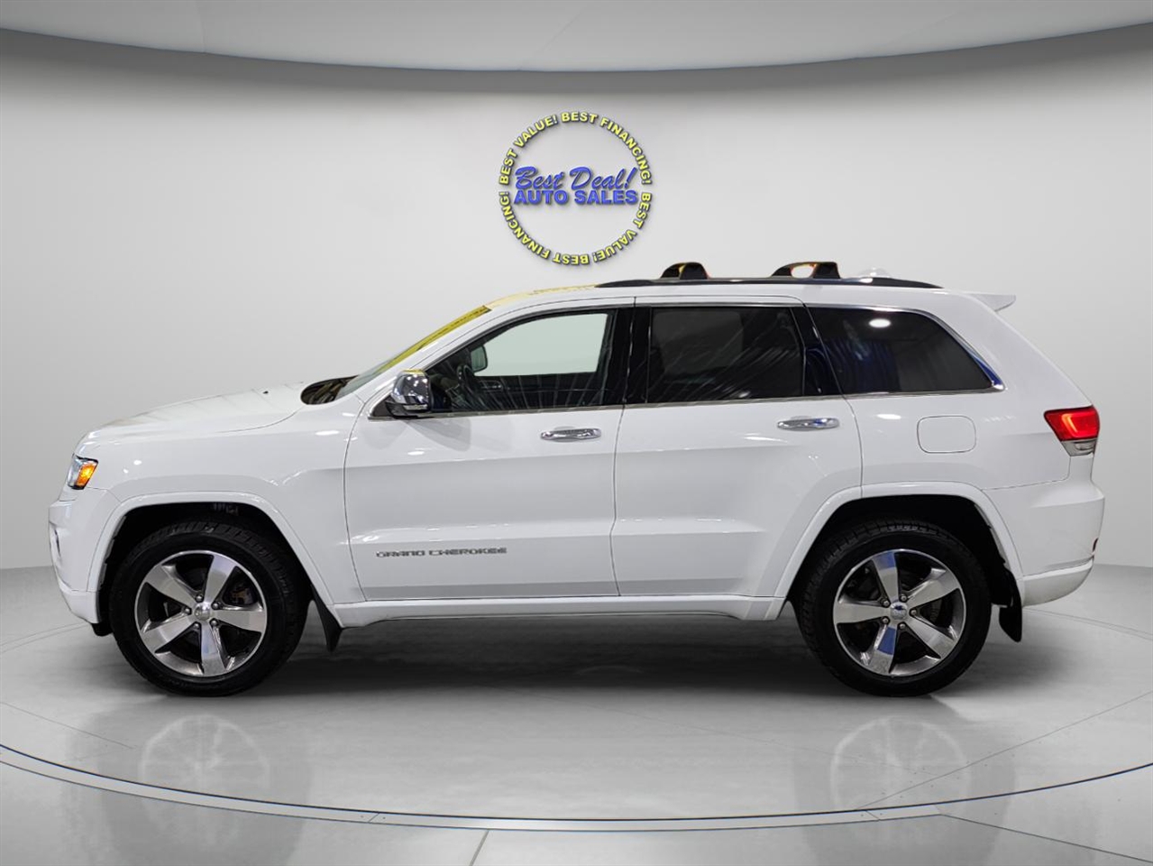 2016 Jeep Grand Cherokee Overland photo 3