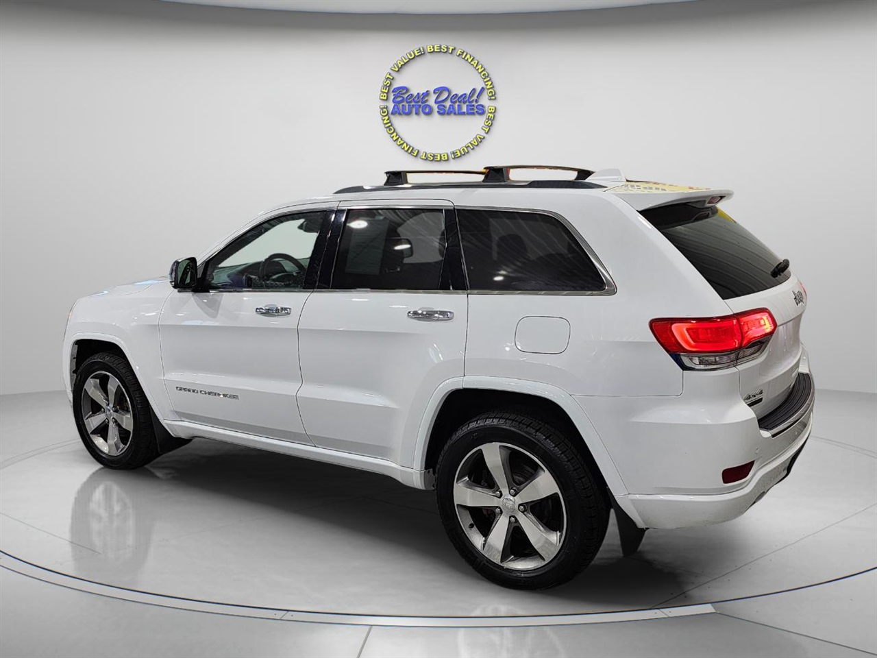 2016 Jeep Grand Cherokee Overland photo 4