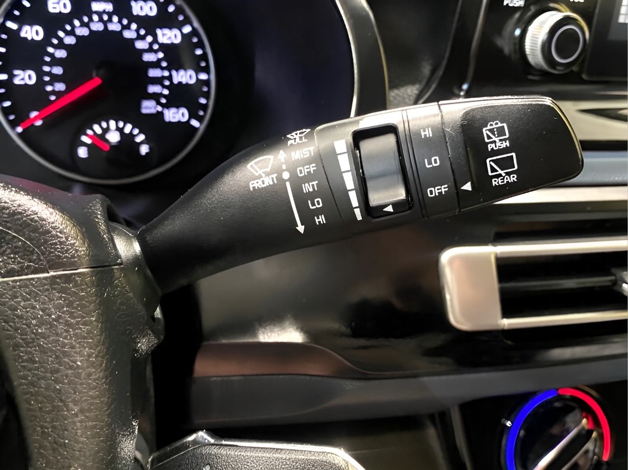 2021 Kia Seltos S photo 12