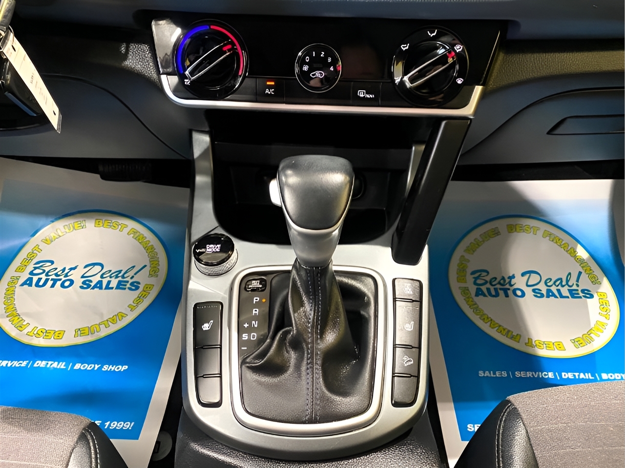 2021 Kia Seltos S photo 16