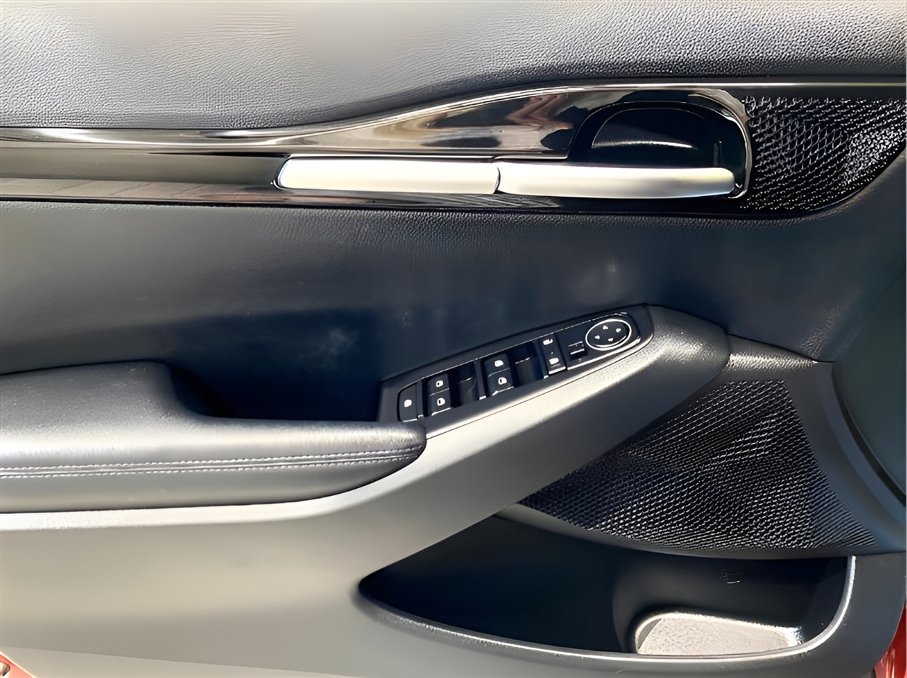 2021 Kia Seltos S photo 18