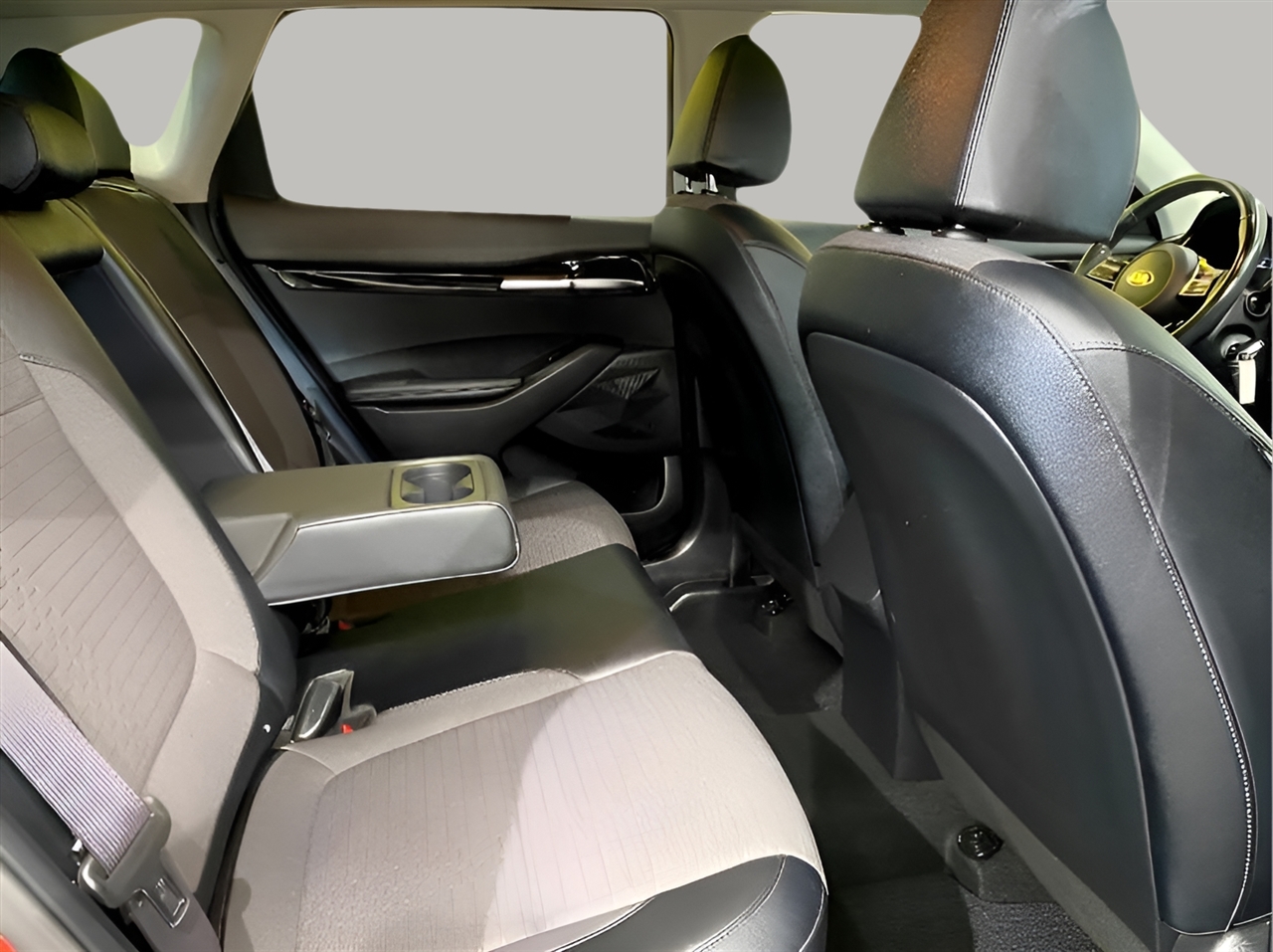 2021 Kia Seltos S photo 22